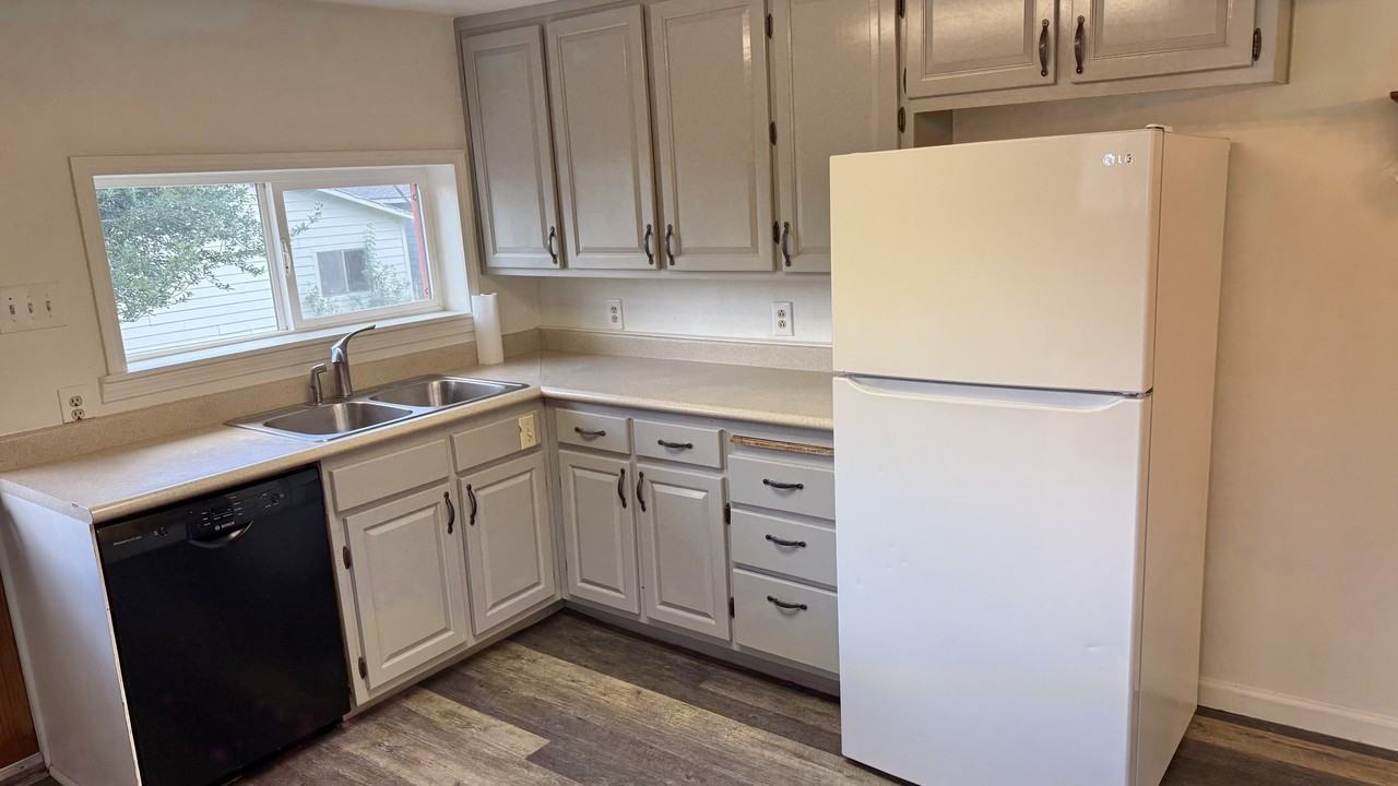 2978 W 2nd Ave #NA - Photo 4 of 20