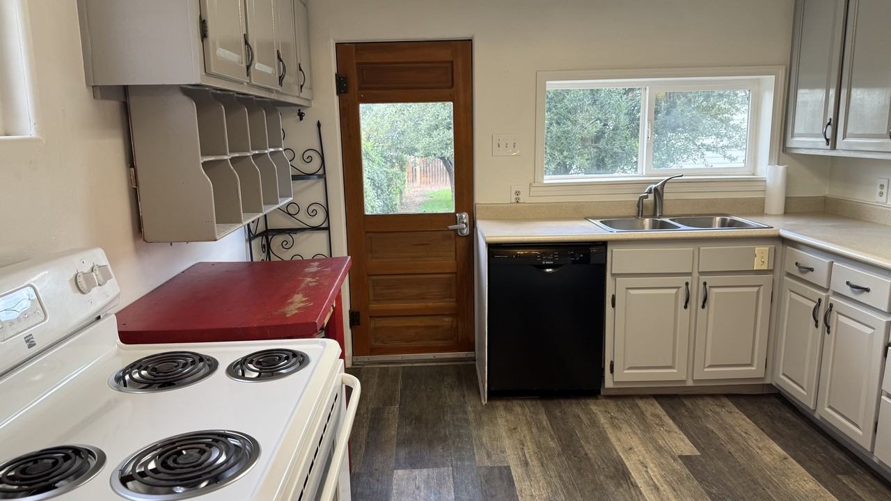 2978 W 2nd Ave #NA - Photo 5 of 20