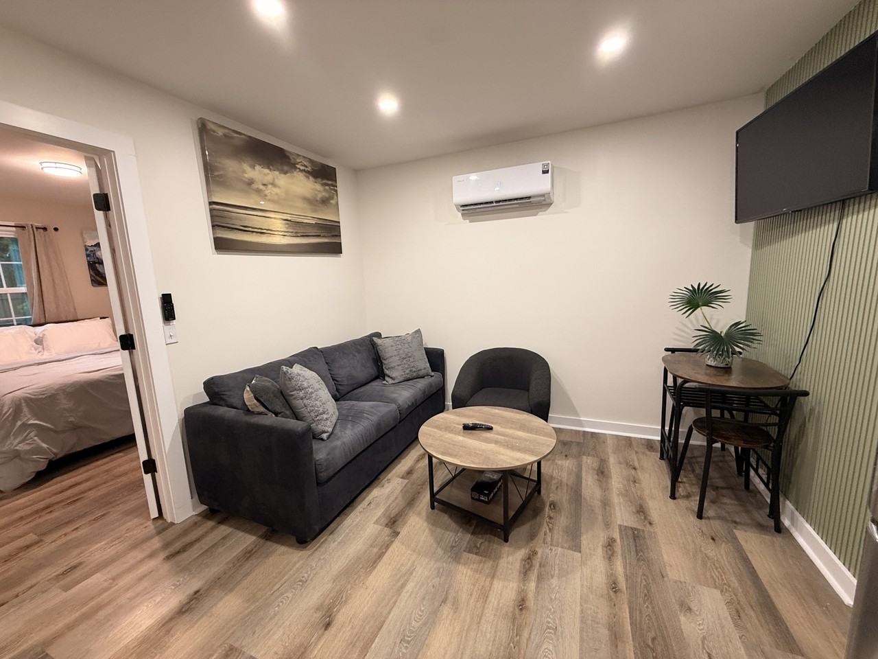 4938 Pleasant Oaks Dr #NA - Photo 5 of 12