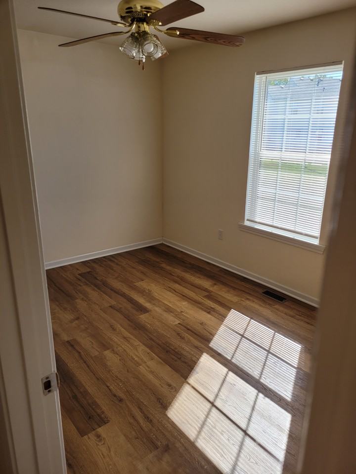 3400 Zinnia Dr #1 - Photo 4 of 19
