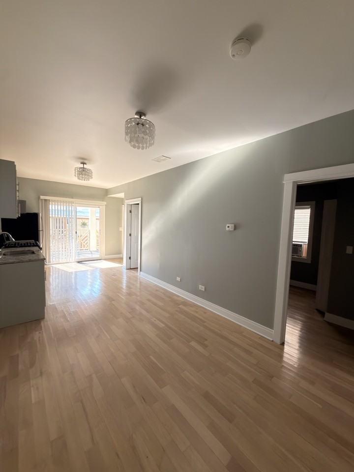 3306 N Drake Ave #NA - Photo 2 of 39