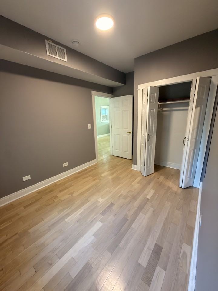 3306 N Drake Ave #NA - Photo 4 of 39
