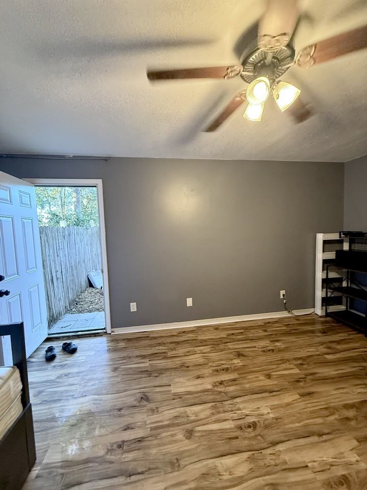 6258 Leeward Ct #NA - Photo 3 of 8