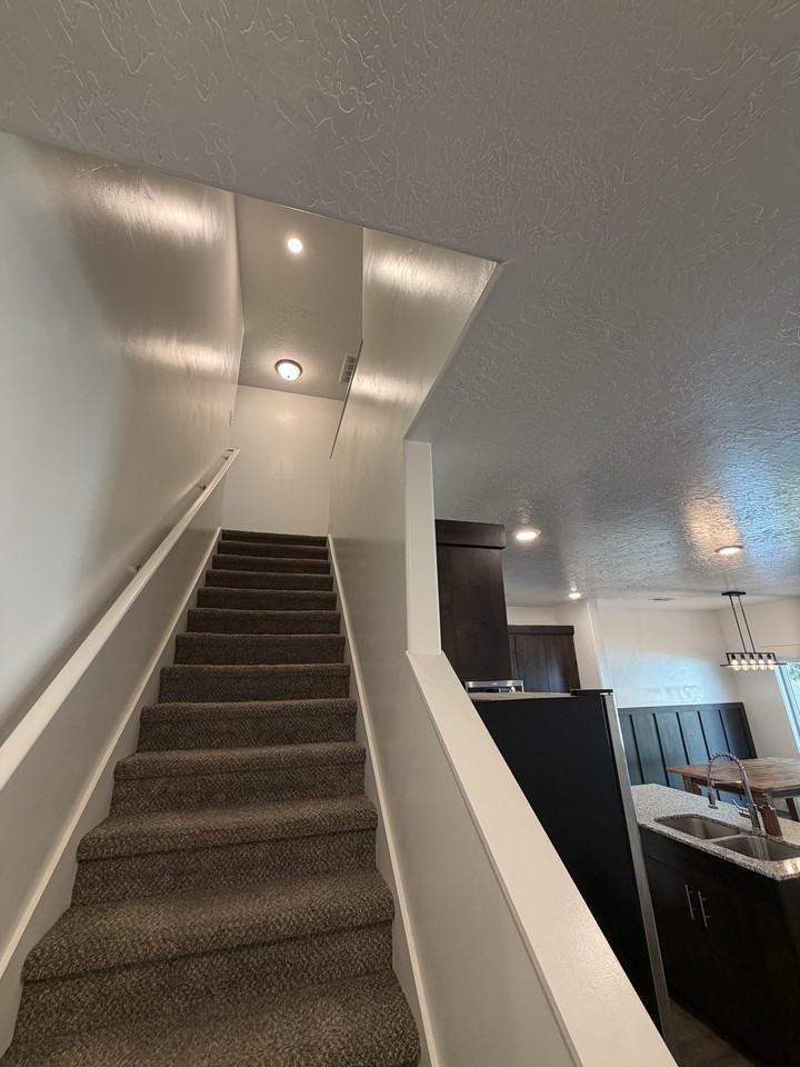 382 E 1850 N #NA - Photo 6 of 23