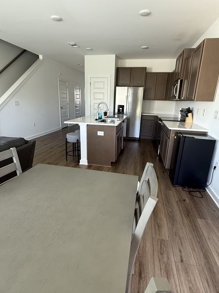5888 Tyndall Pl #2 - Photo 5 of 11