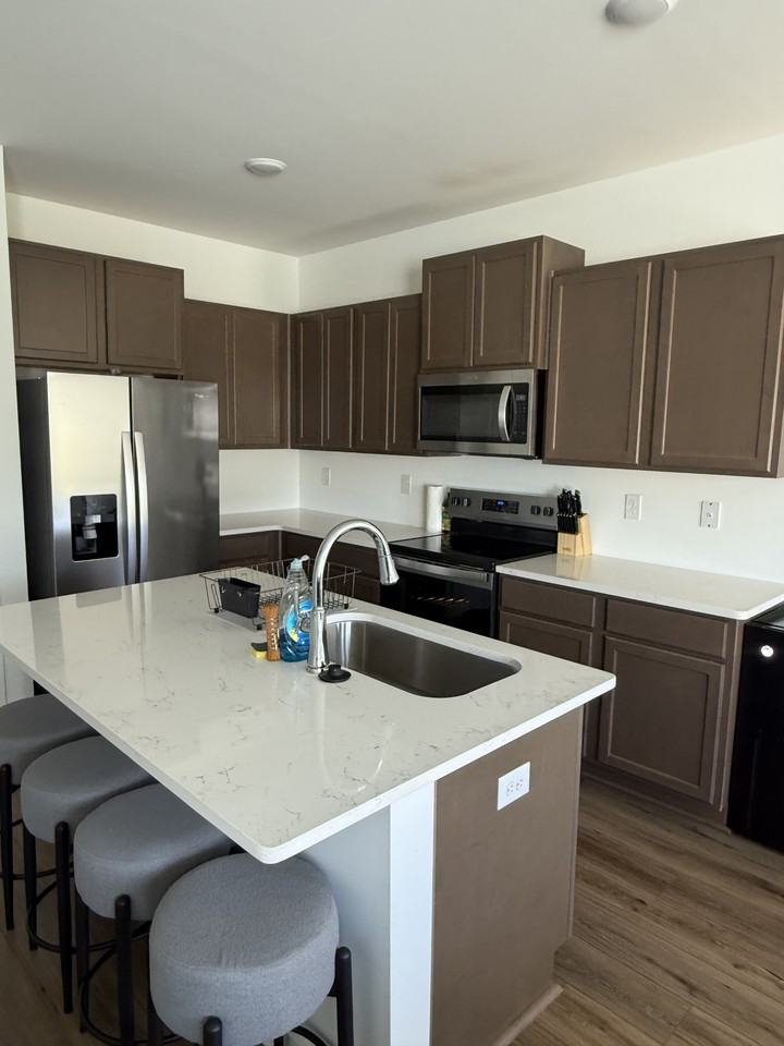 5888 Tyndall Pl #2 - Photo 7 of 11