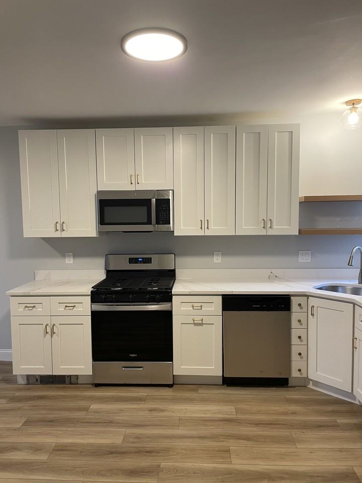 43 Morris St #1 - Photo 2 of 12