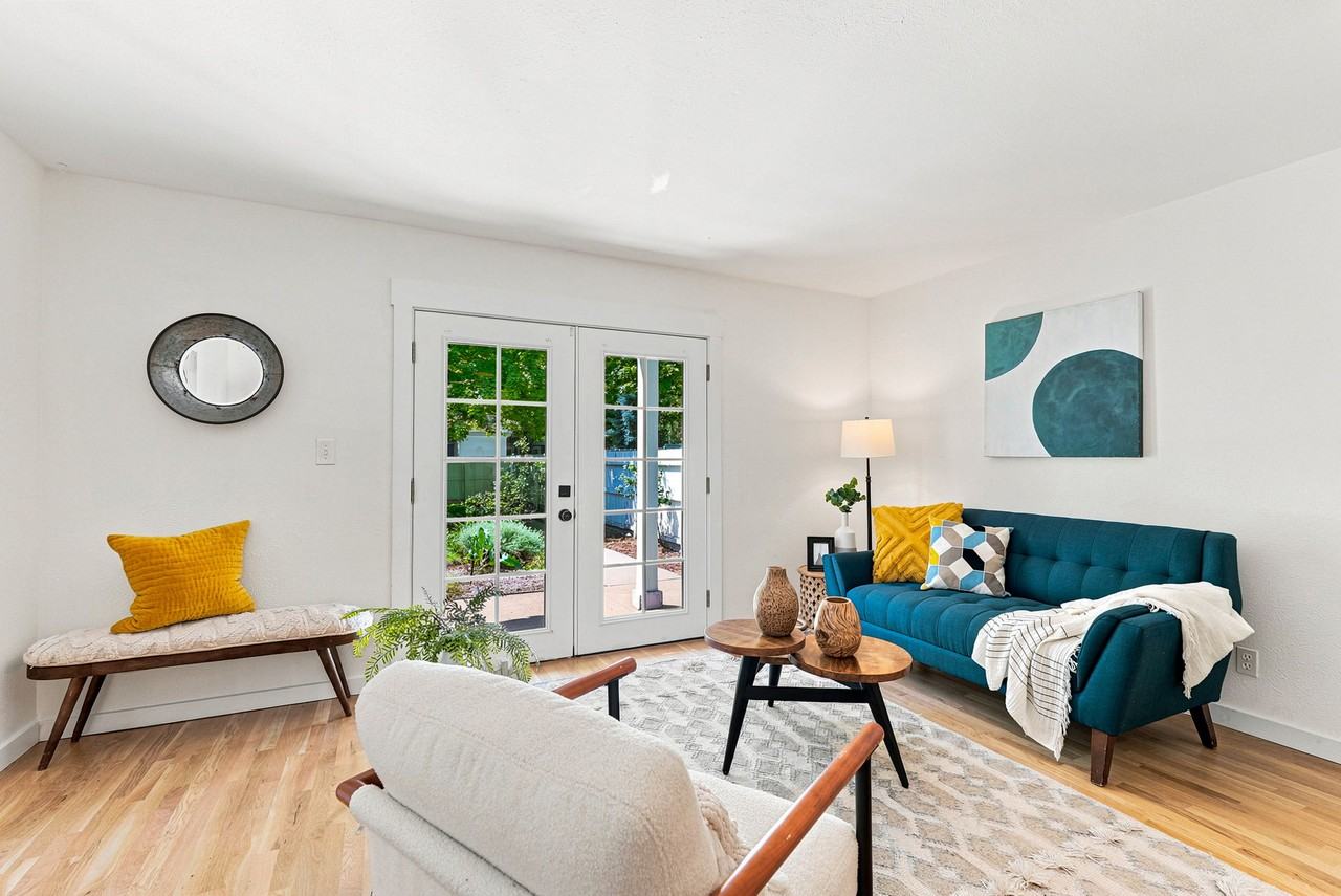 3517 Broadway St Apt E #NA - Photo 4 of 23