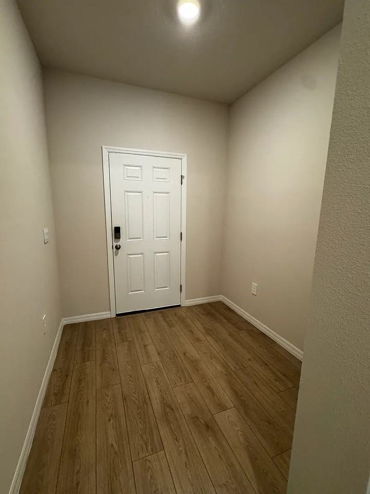 4060 Gold Dust Ln #4060 - Photo 3 of 36