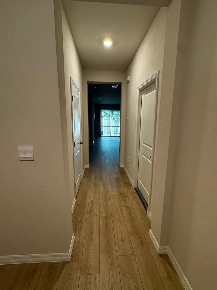 4060 Gold Dust Ln #4060 - Photo 6 of 36