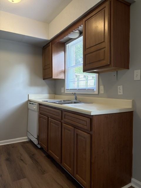 928 Villa Dr #4 - Photo 4 of 15