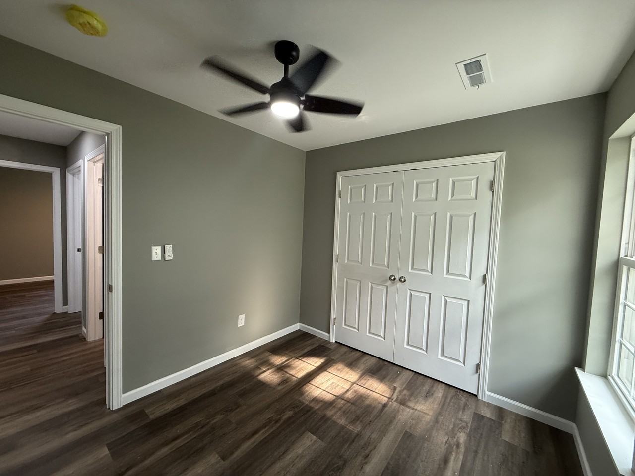 408 S Ireland St #408 - Photo 4 of 8
