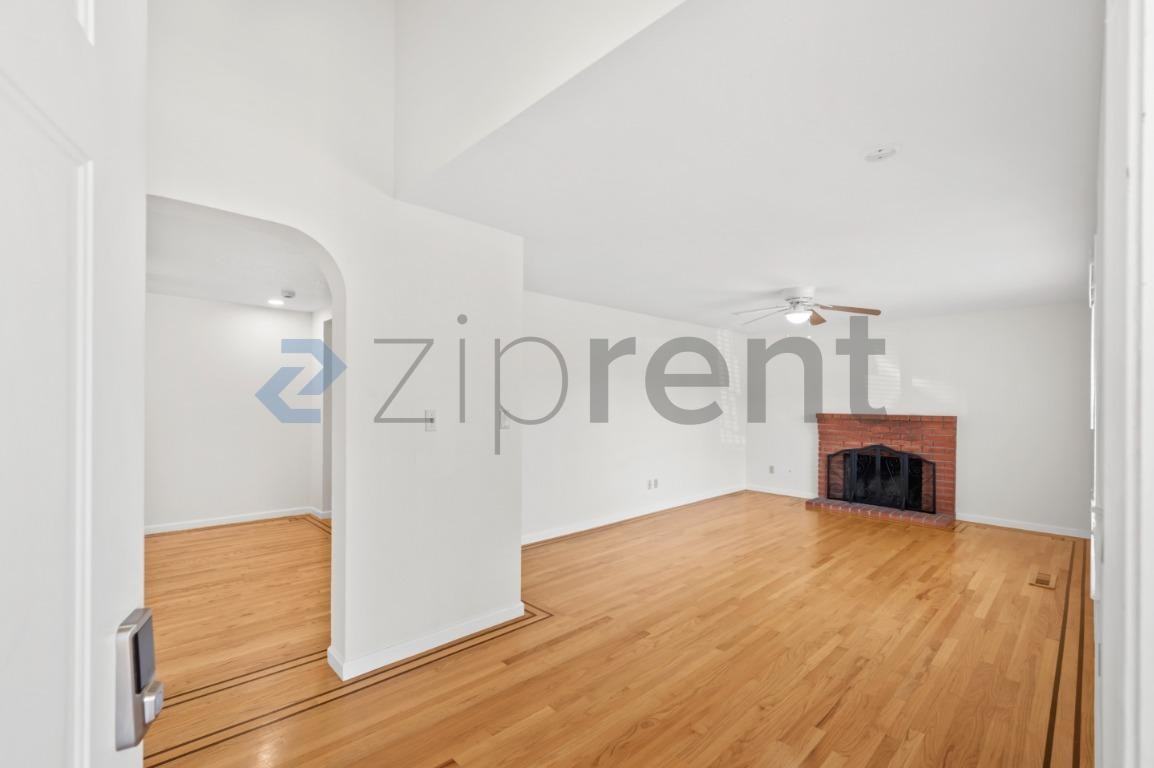 3662 Lightfare Ct - Photo 6 of 34