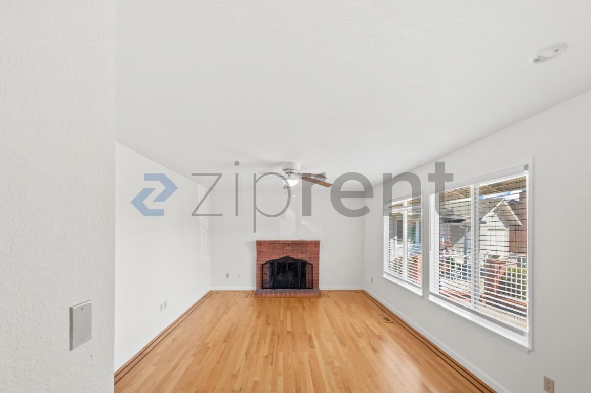 3662 Lightfare Ct - Photo 7 of 34