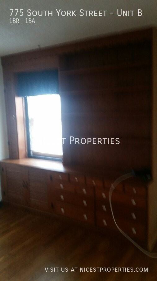 775 S York St #B - Photo 6 of 7