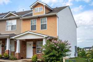 featured image of 123 Kathryn Ct
