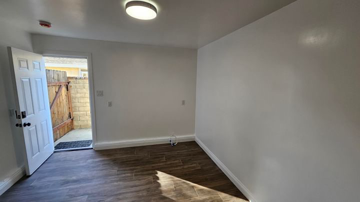 2432 Fig St #ADU - Photo 4 of 10