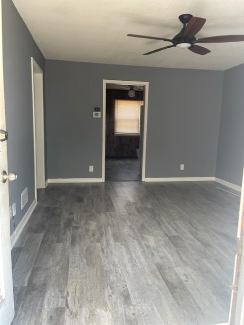1923 S Dodge Ave - Photo 2 of 15