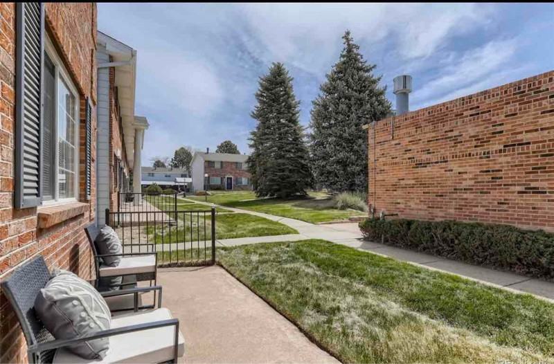 14012 E Utah Cir - Photo 3 of 28