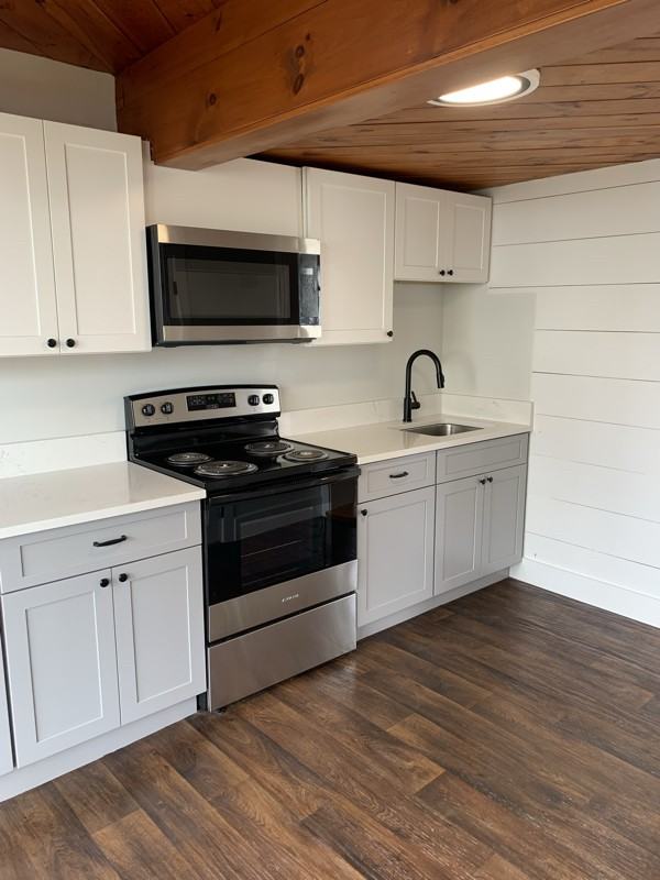 124 Johnson St #1L - Photo 2 of 9