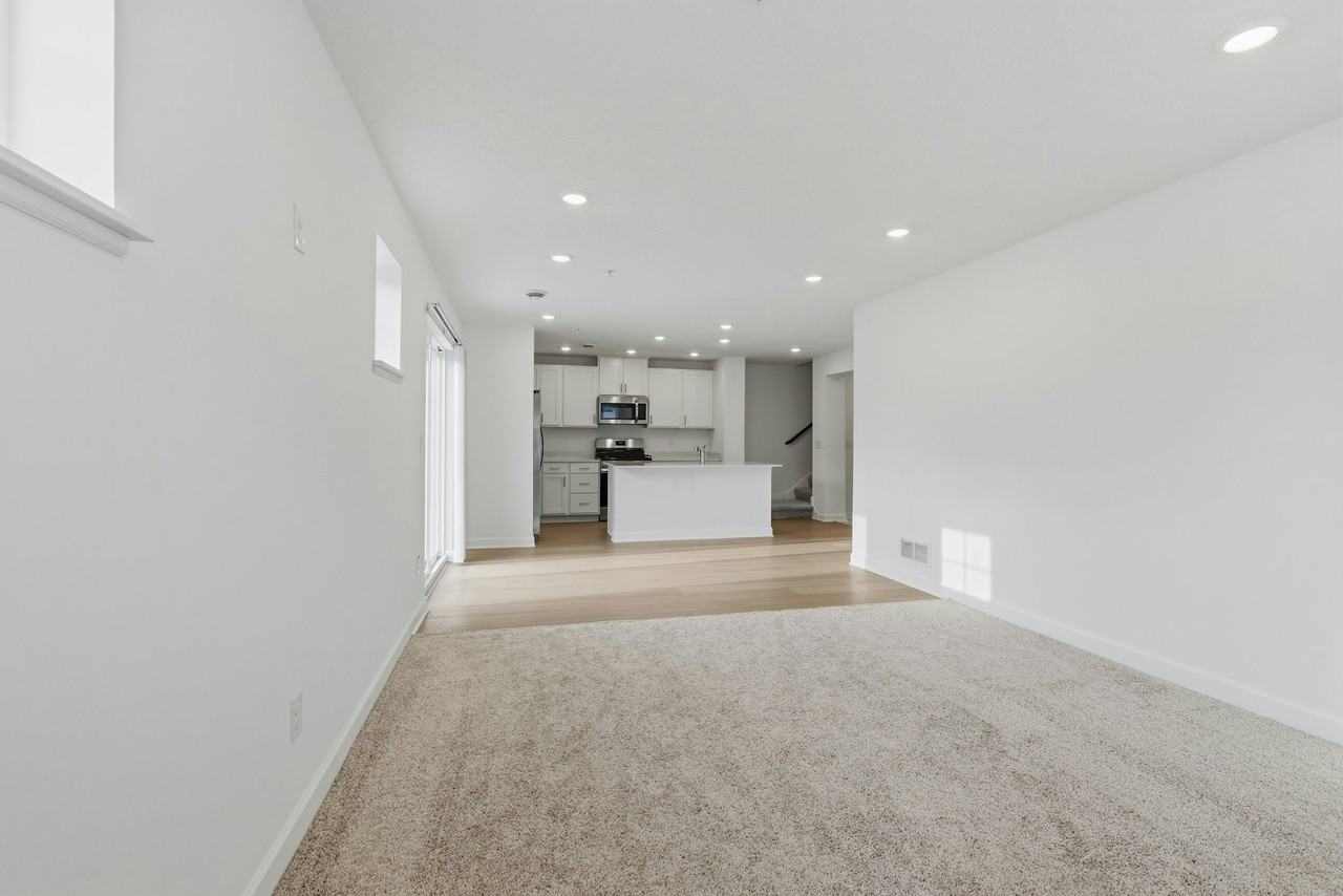 14961 Archdale Lane - Photo 5 of 30