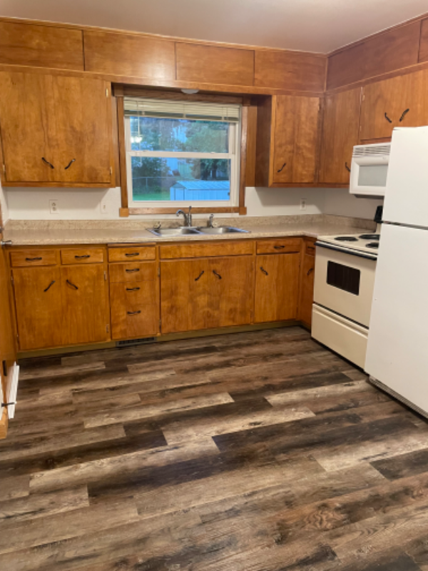1222 N 19th St - Photo 4 of 8