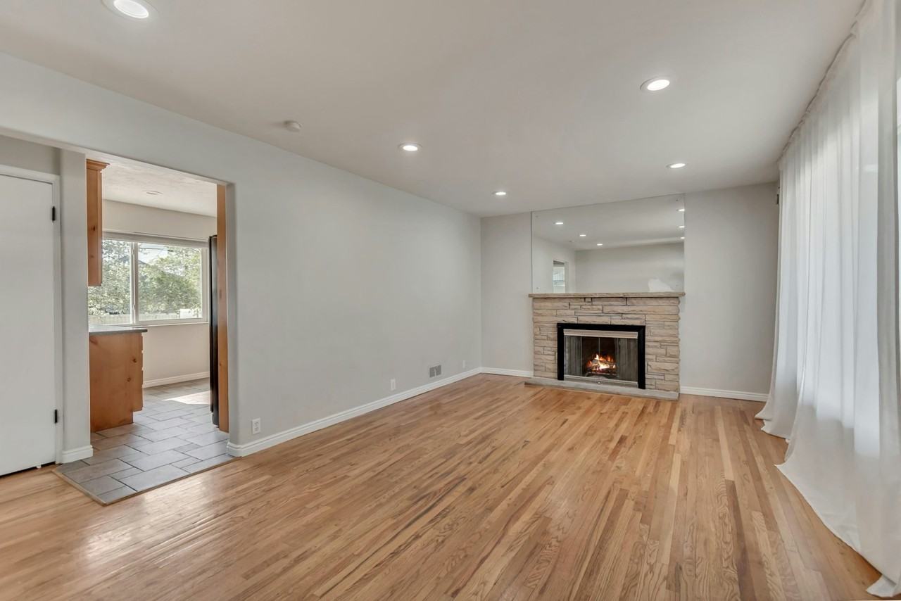 9038 South 220 East - Photo 3 of 18