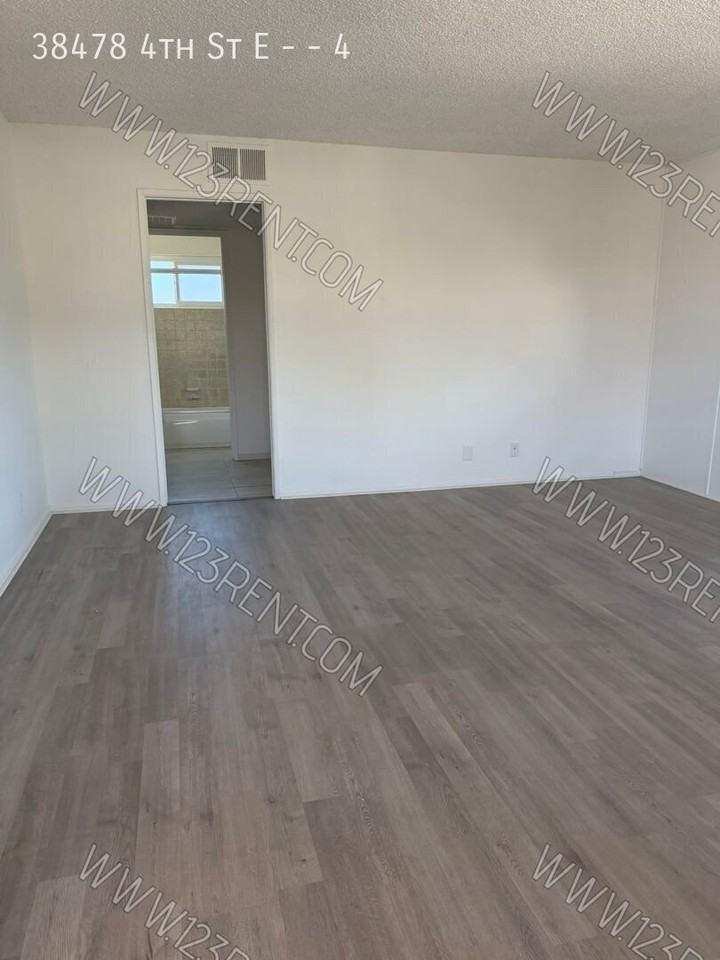 38478 4th St E #4 - Photo 2 of 13