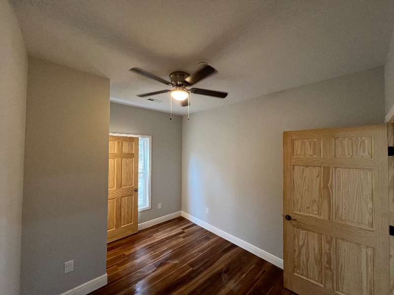 2502 Clover St - Photo 7 of 23