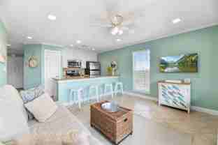 9520 Seawall Blvd - Photo 1 of 1