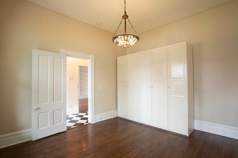 851 S Jefferson St - Photo 7 of 26
