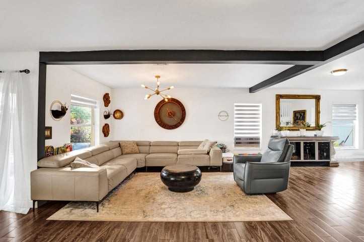 3206 Turtle Cove - Photo 3 of 8