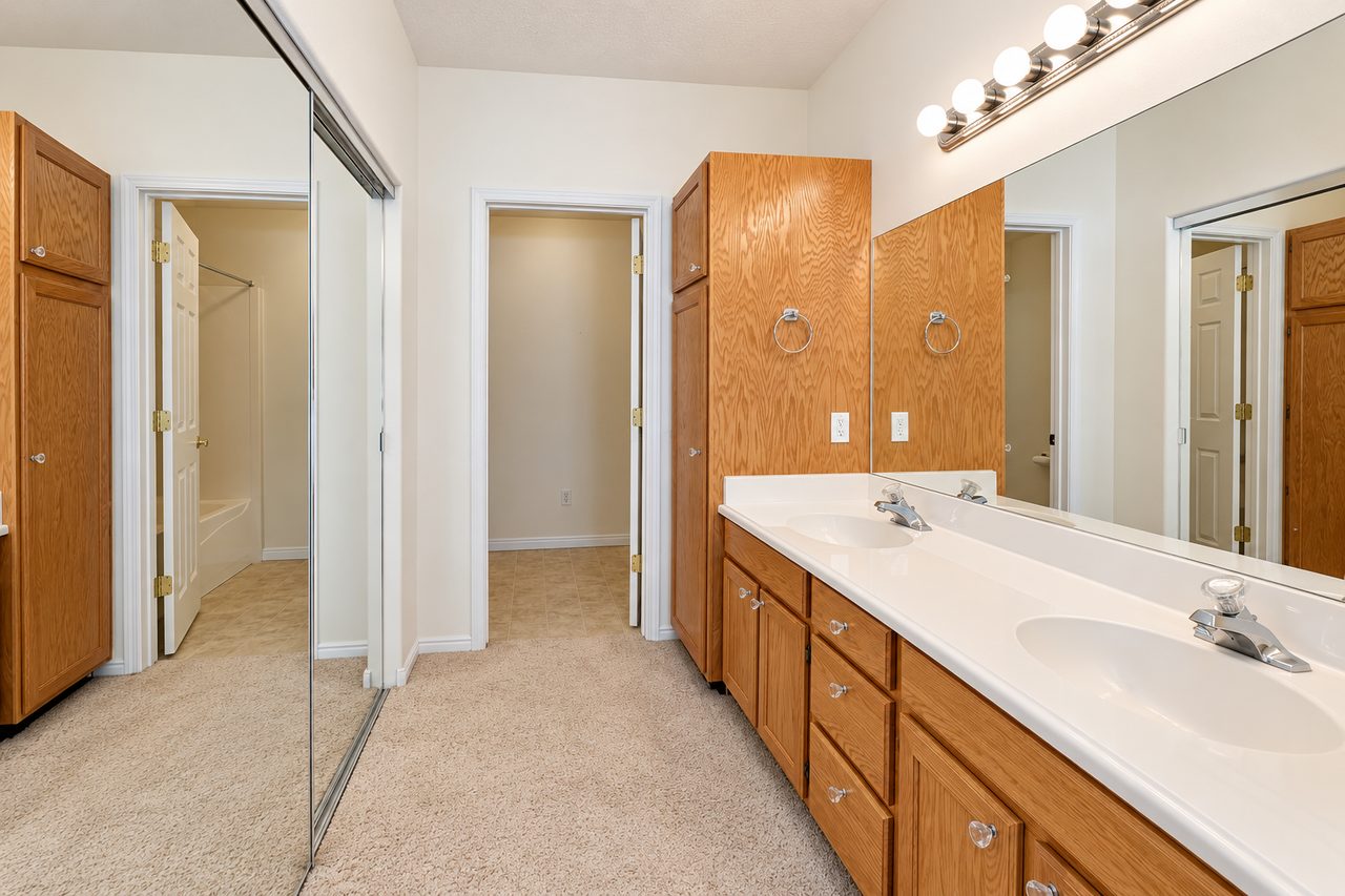 3742 S Carlisle Park Pl, Unit 2 - Photo 7 of 23