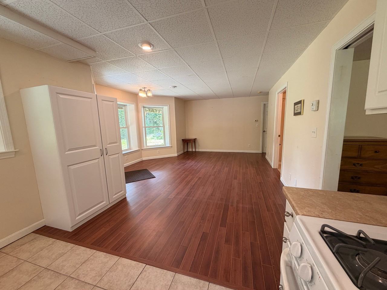 490 Gulf Rd #1B - Photo 2 of 13