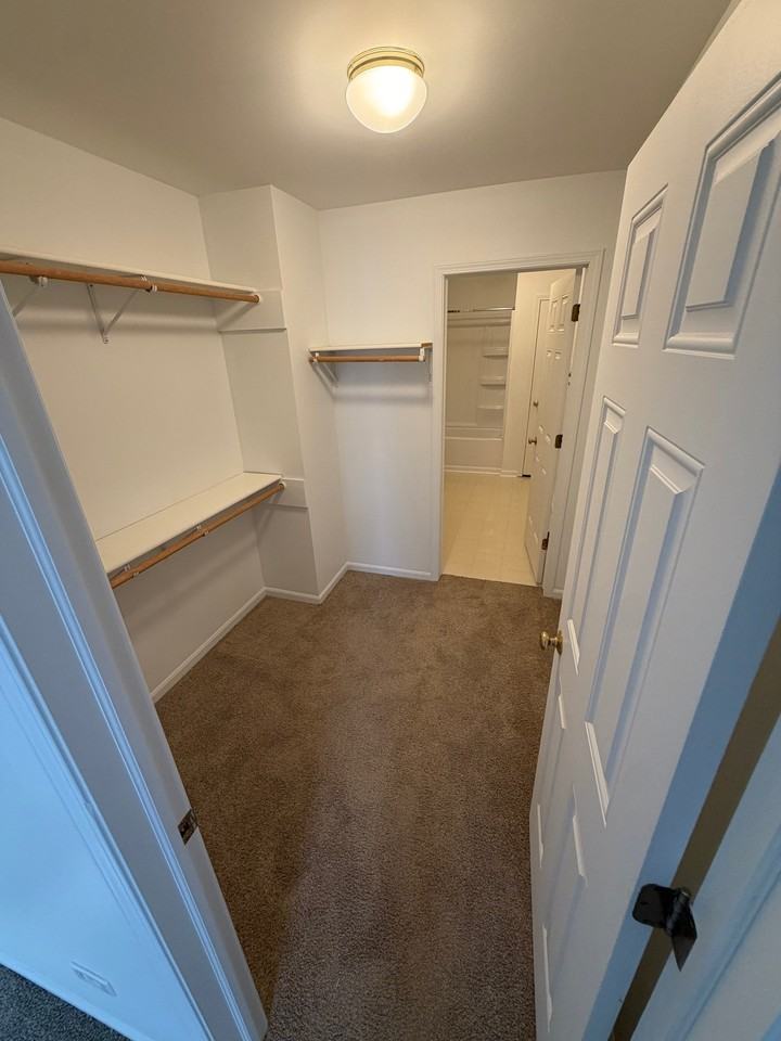 973 Crestville Ct - Photo 3 of 13