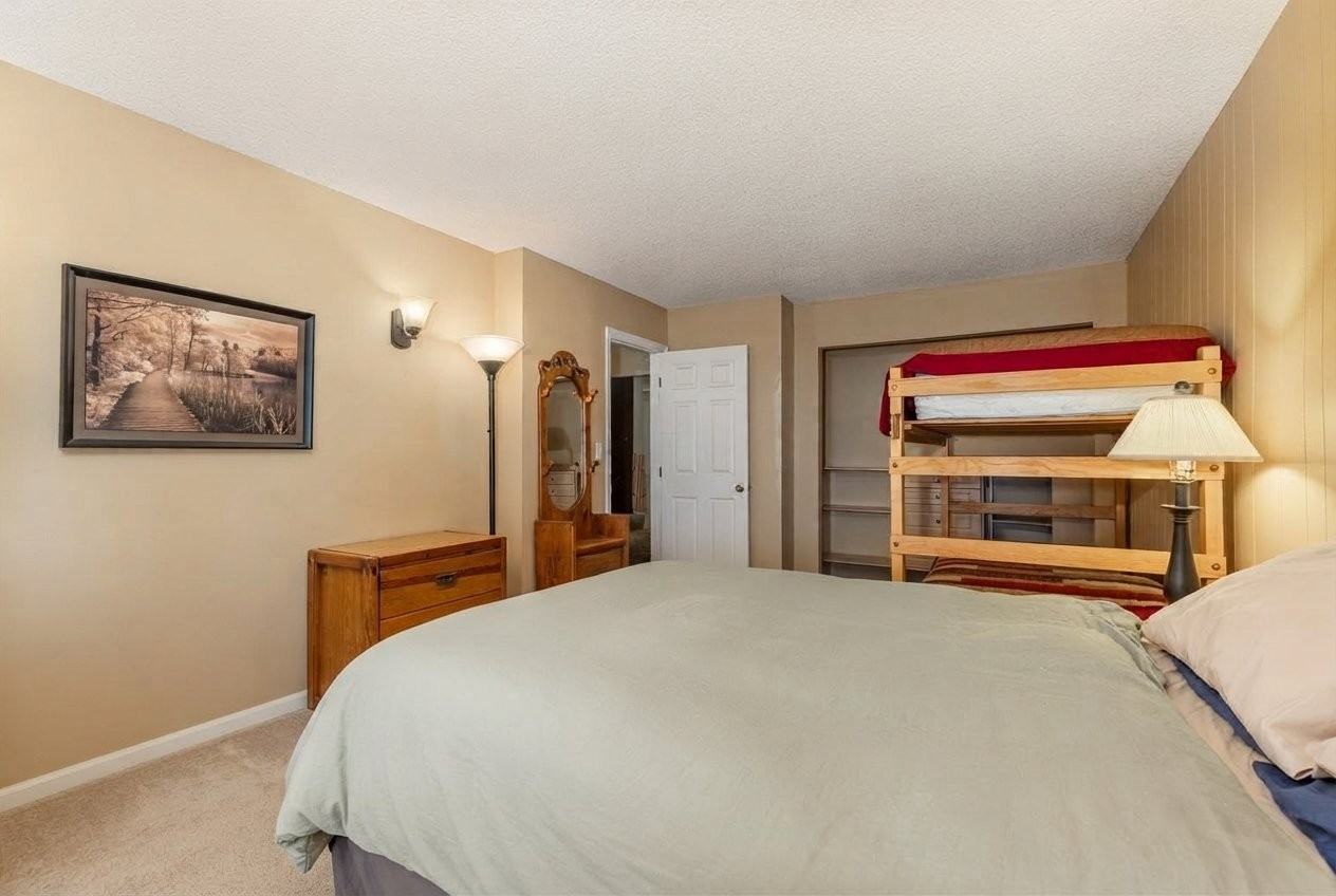 201 Lakeview Blvd #17 - Photo 7 of 20