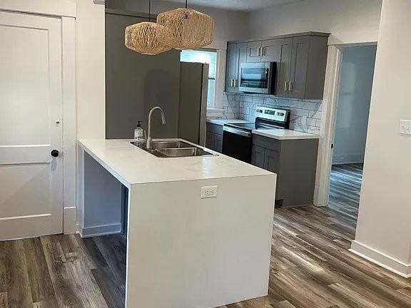 3508 N 59th St - Photo 5 of 12