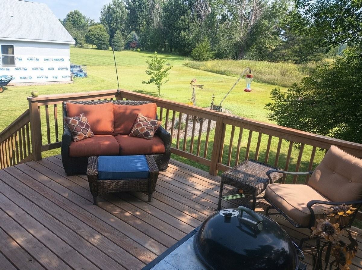 40533 Golden Ave - Photo 2 of 17