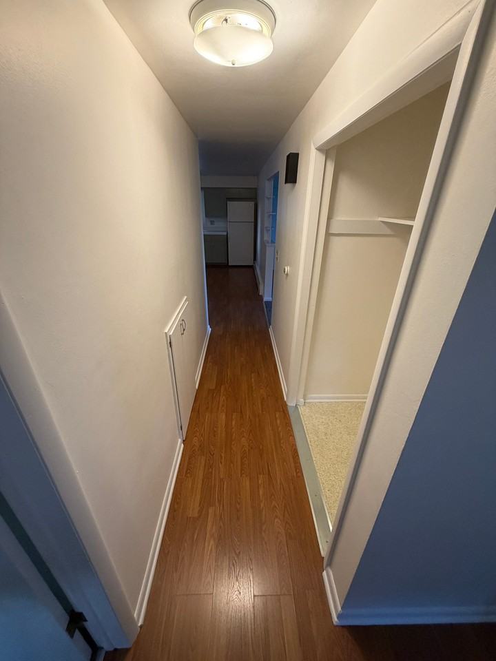 1302 S 9th St - Photo 6 of 11