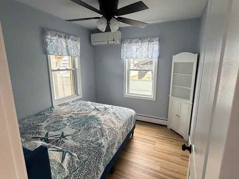 22 1/2 I St - Photo 7 of 8