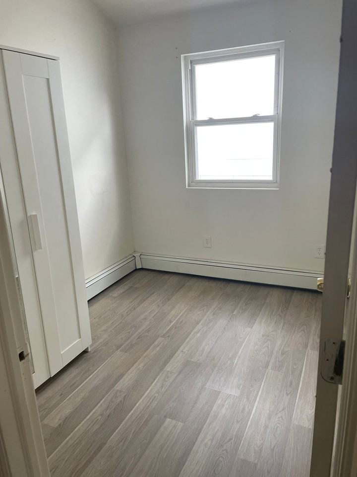 1521 Eaststreet #2 - Photo 4 of 6