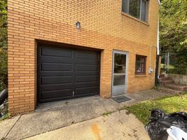 featured image of 998 Chartiers Ave