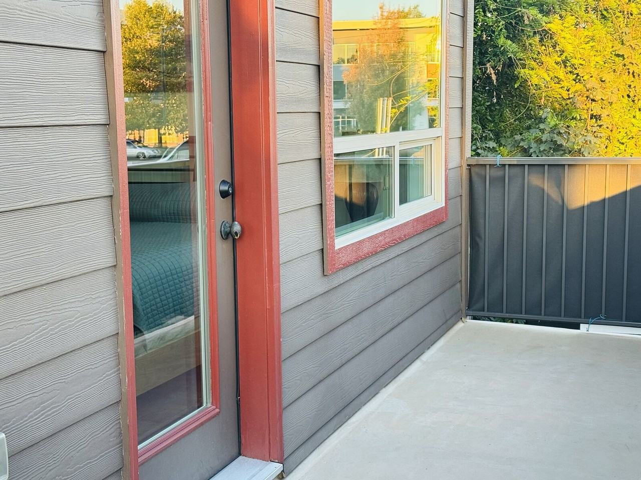 580 Radant Rd - Photo 6 of 39