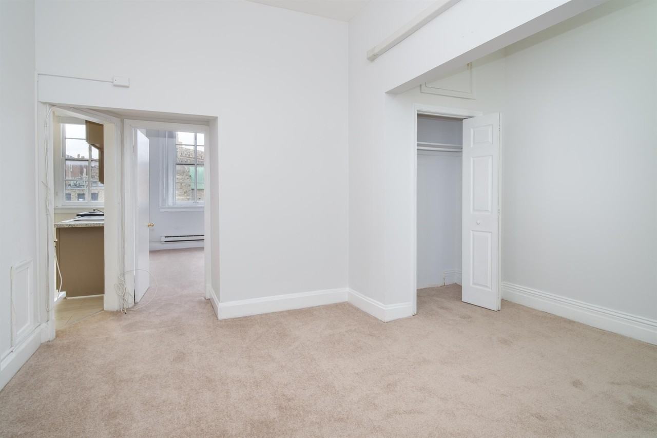 827 North Charles Street - Photo 3 of 9
