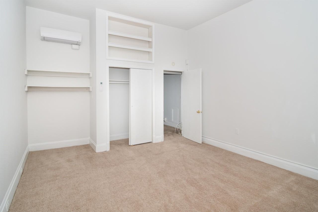 827 North Charles Street - Photo 6 of 9