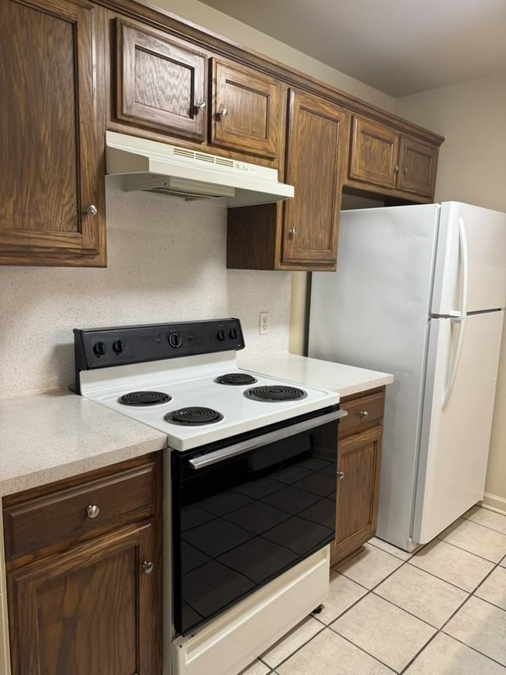 Springvale Apartments - Photo 5 of 17