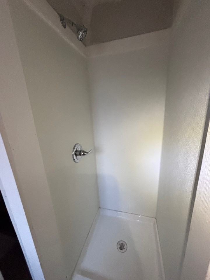 614 West Church Street - Photo 3 of 5