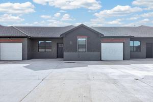 featured image of 8853 Redbud Rd Unit B