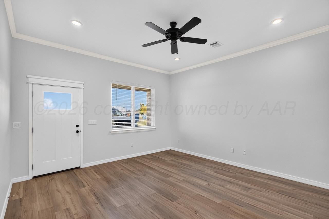13825 PERIWINKLE UNIT B Drive - Photo 3 of 22