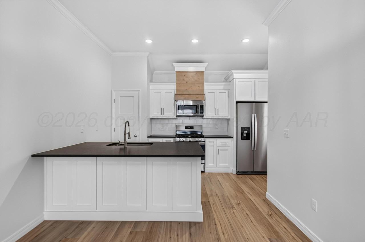 13825 PERIWINKLE UNIT B Drive - Photo 6 of 22